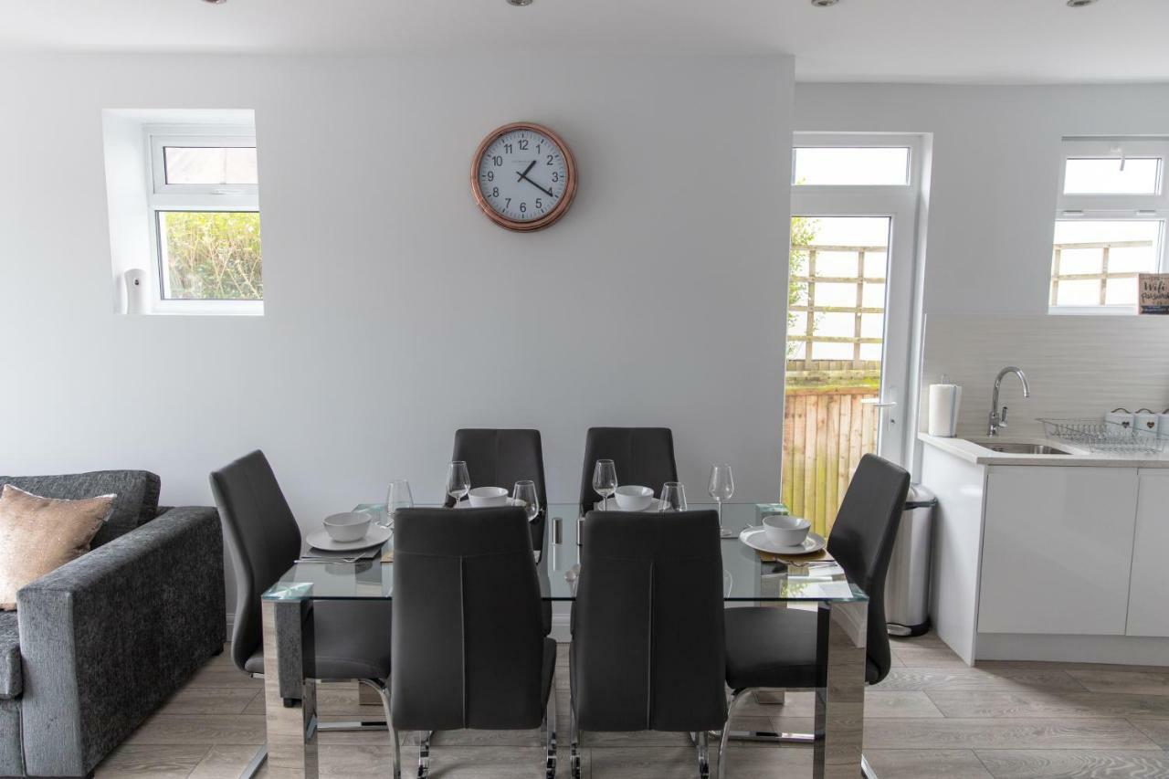 London Northwick Park Serviced Apartments By Riis Property Harrow Eksteriør bilde