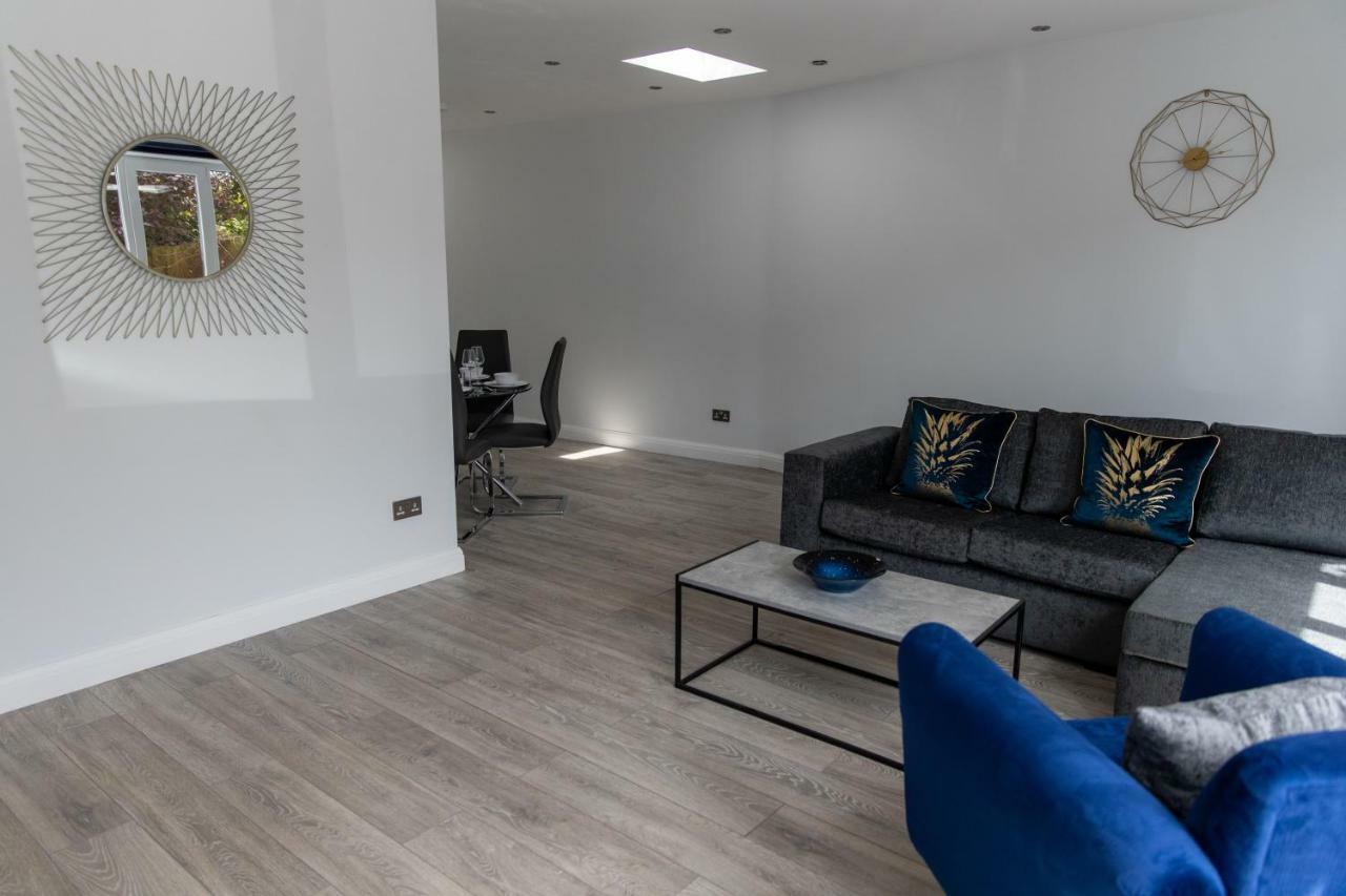 London Northwick Park Serviced Apartments By Riis Property Harrow Eksteriør bilde