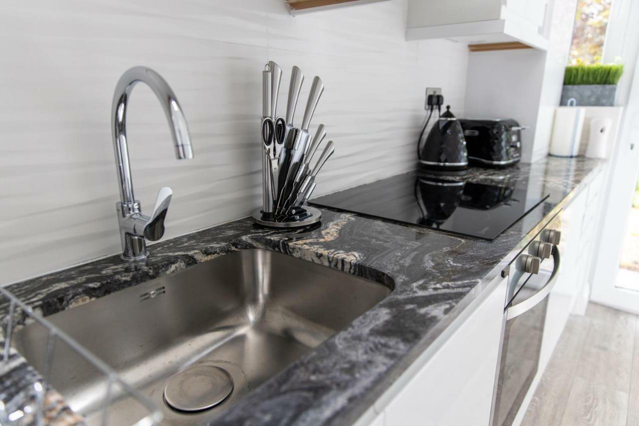 London Northwick Park Serviced Apartments By Riis Property Harrow Eksteriør bilde