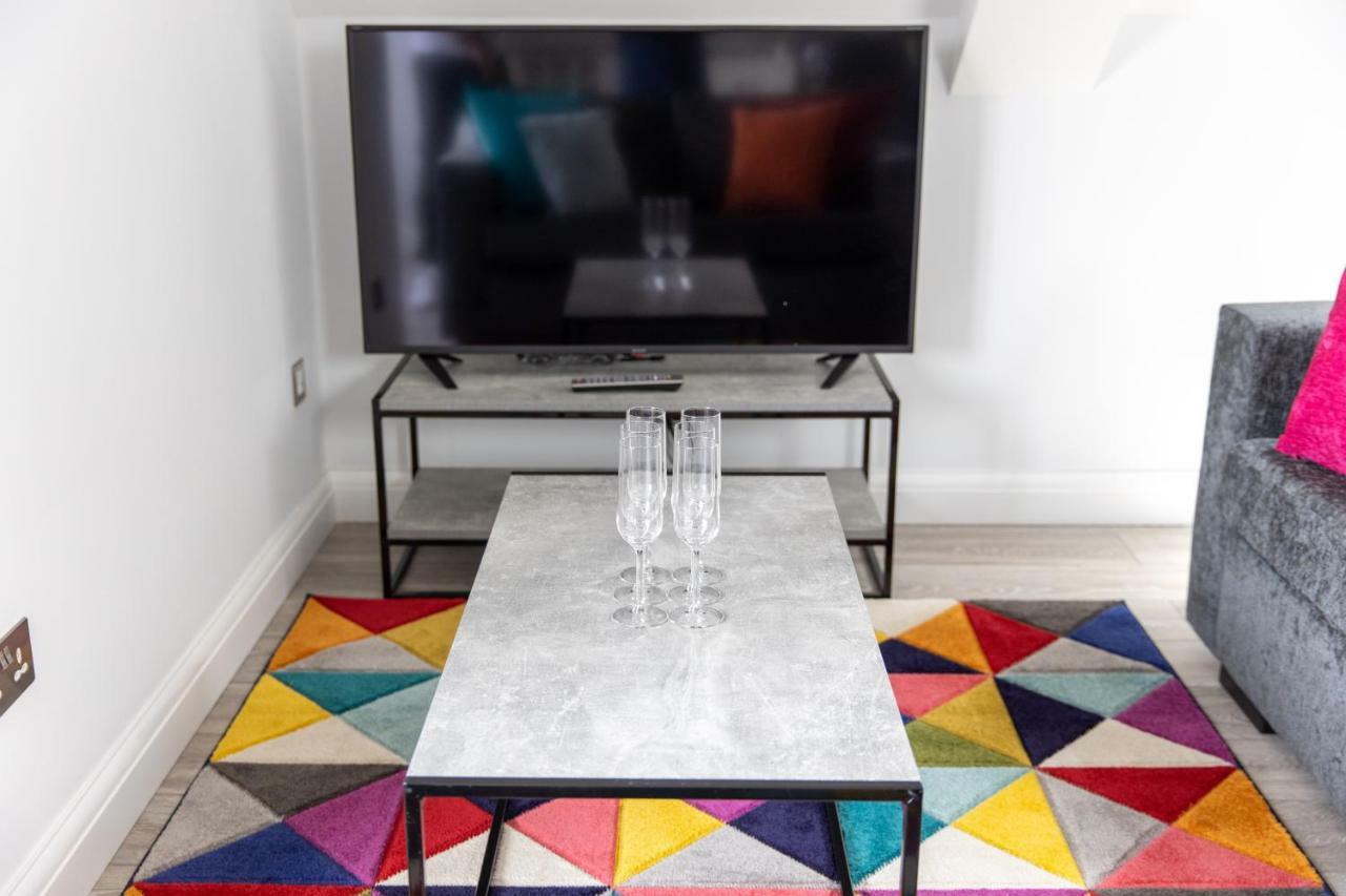 London Northwick Park Serviced Apartments By Riis Property Harrow Eksteriør bilde