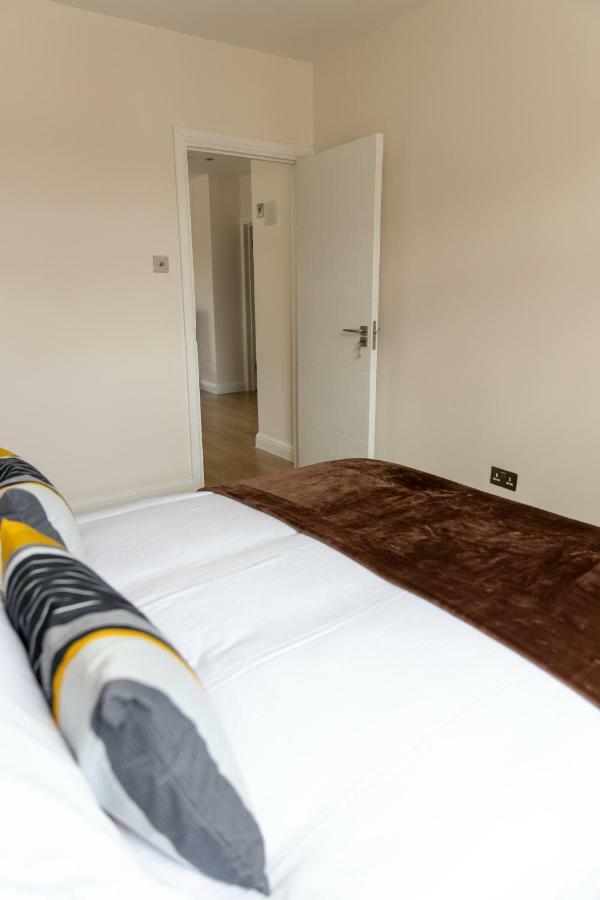 London Northwick Park Serviced Apartments By Riis Property Harrow Eksteriør bilde